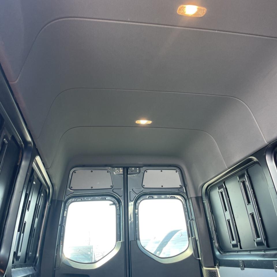 Mercedes-Benz Sprinter 2500 170-in. WB 2024