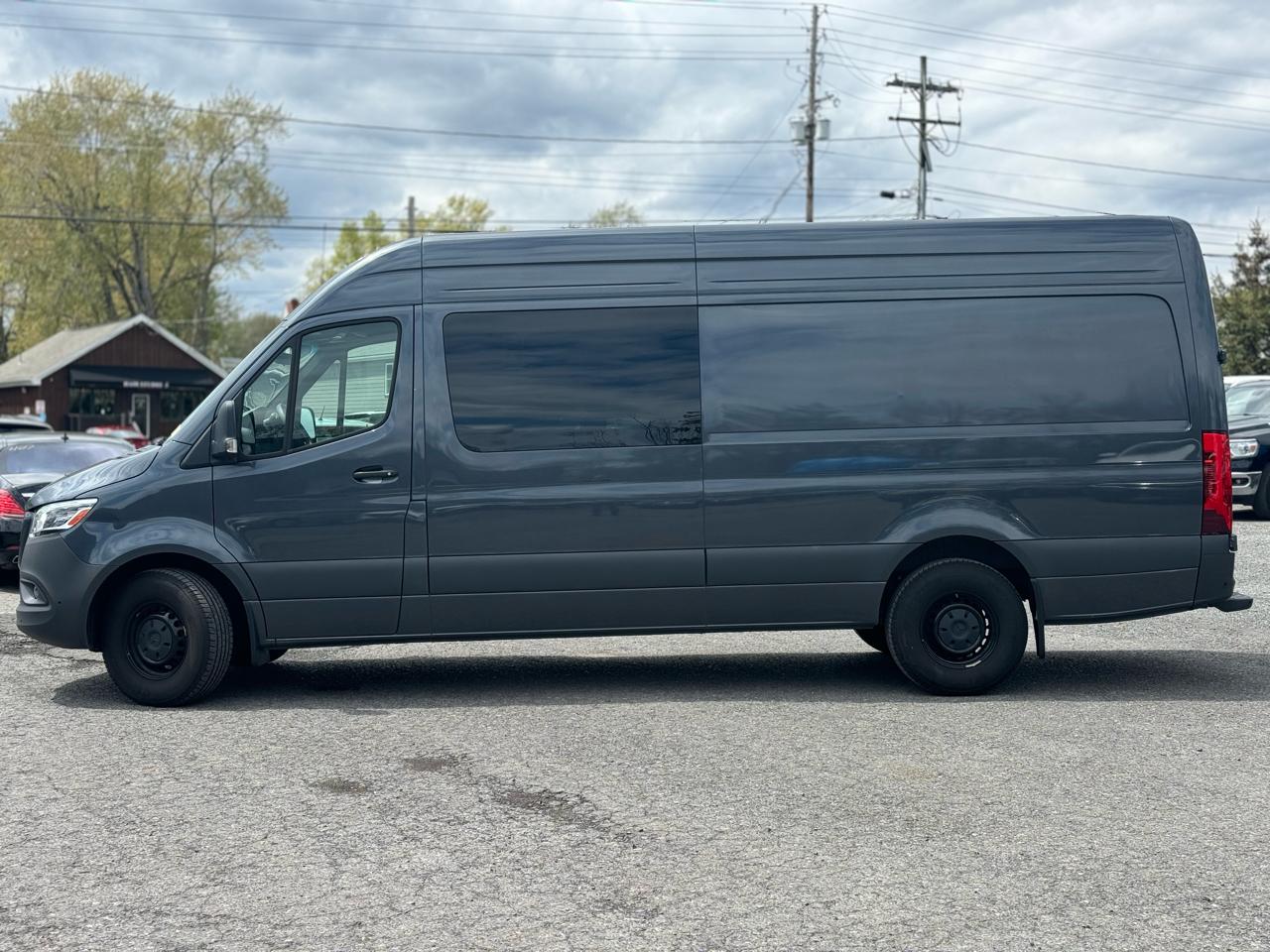 Mercedes-Benz Sprinter 2500 170-in. WB 2024