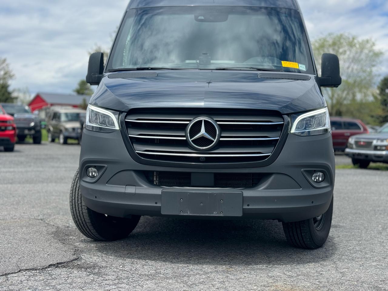 Mercedes-Benz Sprinter 2500 170-in. WB 2024