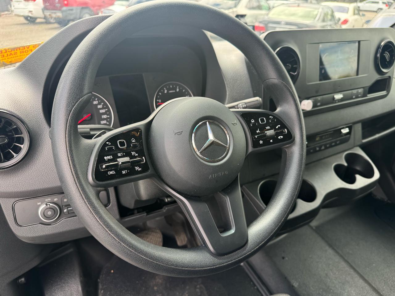 Mercedes-Benz Sprinter 2500 170-in. WB 2024