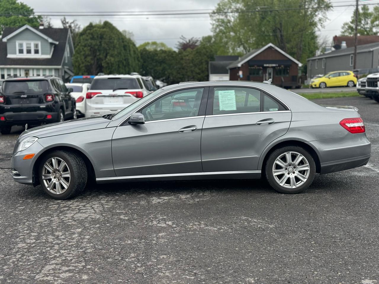 Mercedes-Benz E-Class E350 4MATIC Sedan 2013