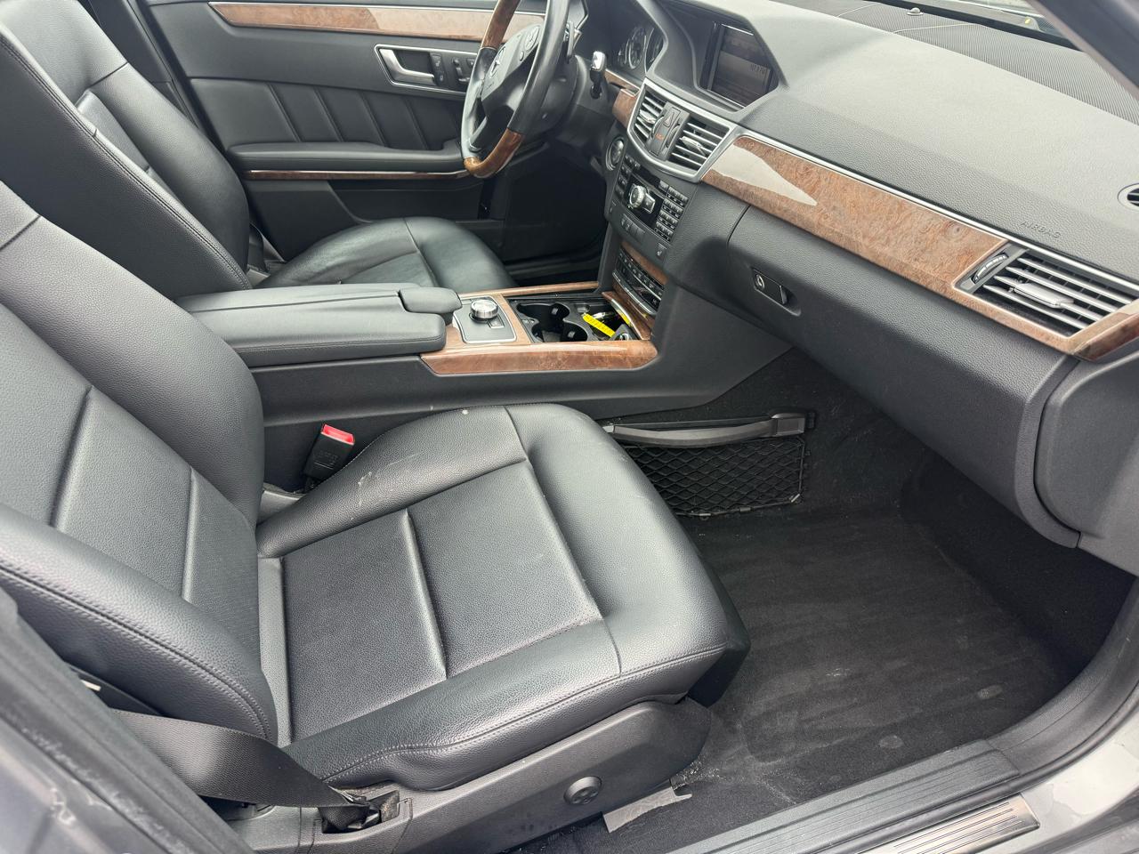 Mercedes-Benz E-Class E350 4MATIC Sedan 2013