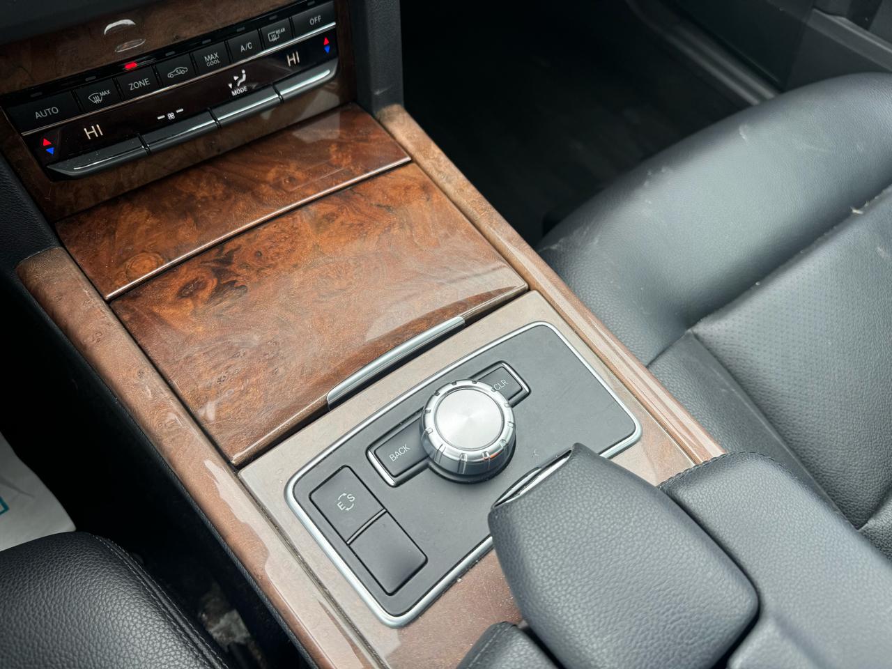 Mercedes-Benz E-Class E350 4MATIC Sedan 2013