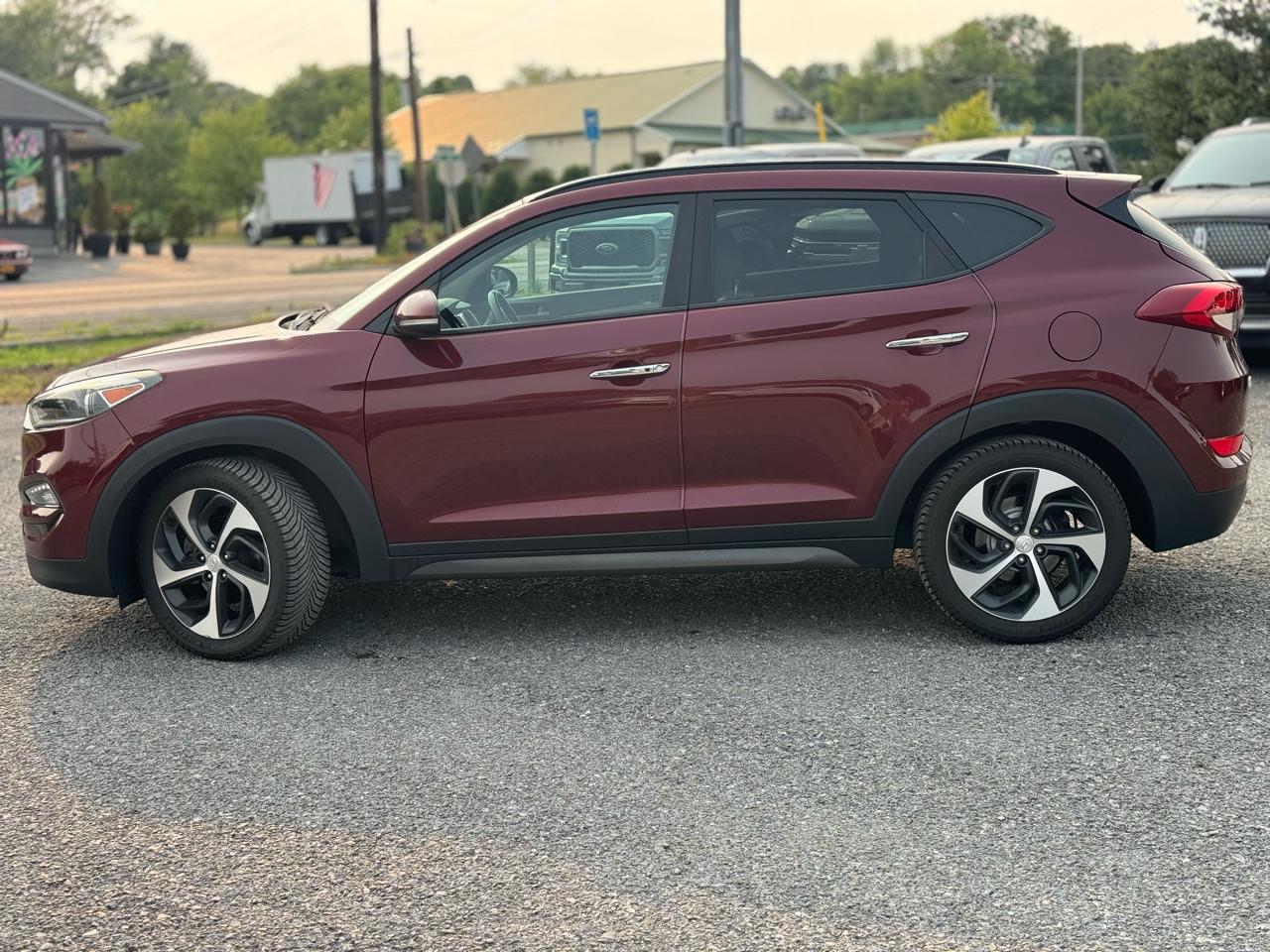 Hyundai Tucson Limited w/Ultimate Package AWD 2016