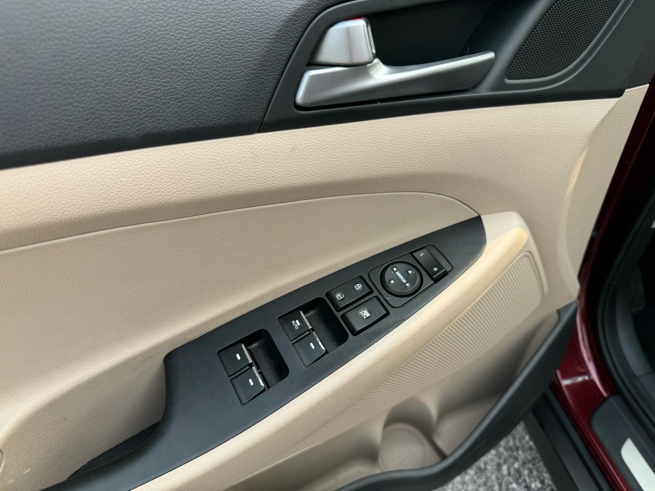 Hyundai Tucson Limited w/Ultimate Package AWD 2016