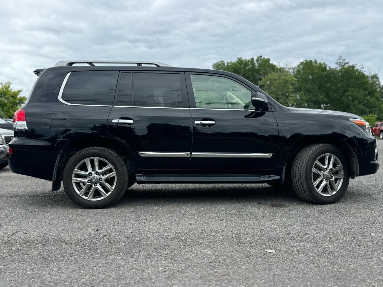 Lexus LX 570 Sport Utility 2014