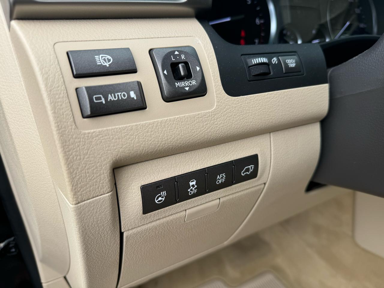 Lexus LX 570 Sport Utility 2014