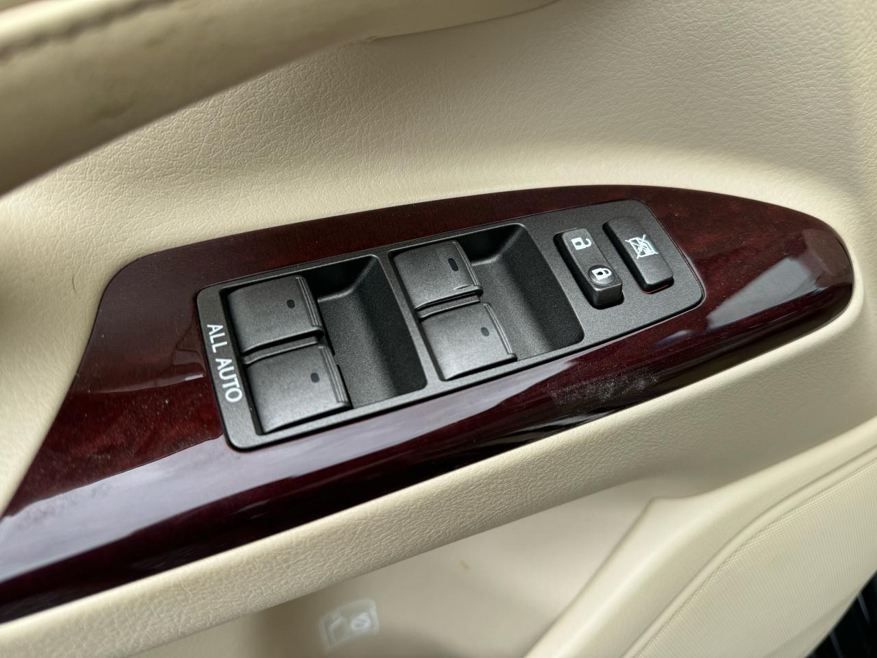 Lexus LX 570 Sport Utility 2014