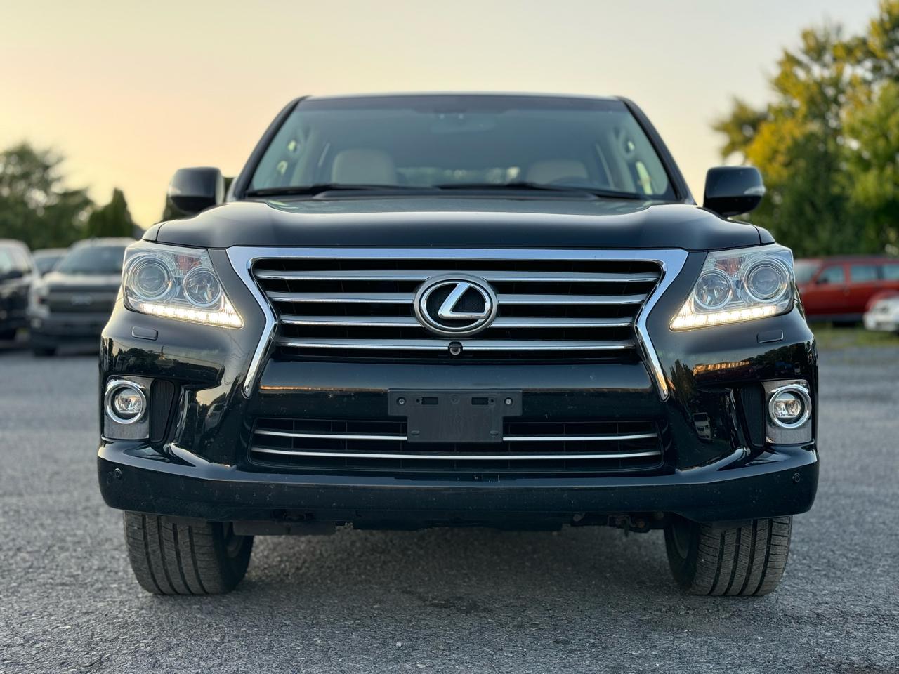 2014 Lexus LX 570 - Photo 9