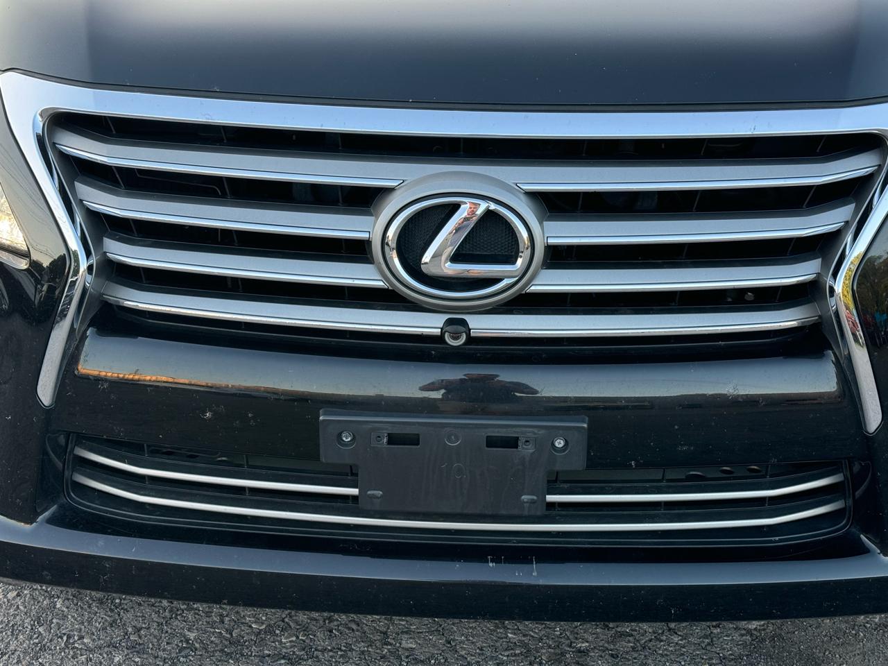 2014 Lexus LX 570 - Photo 22