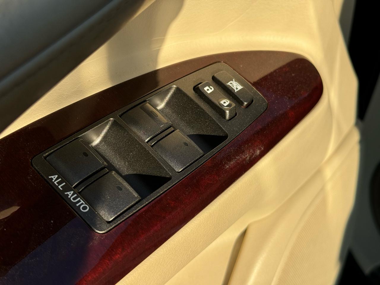 2014 Lexus LX 570 - Photo 39