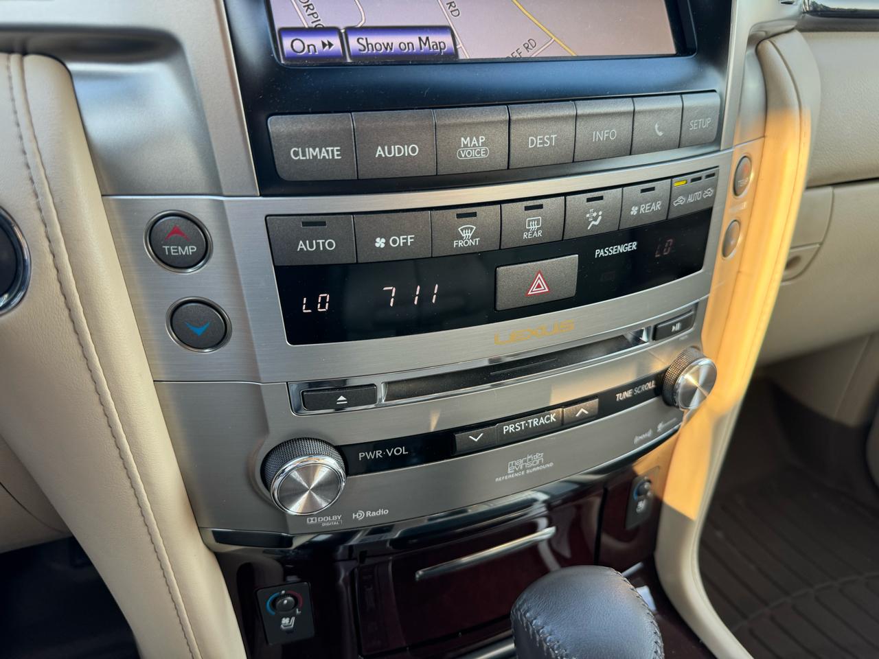 2014 Lexus LX 570 - Photo 48