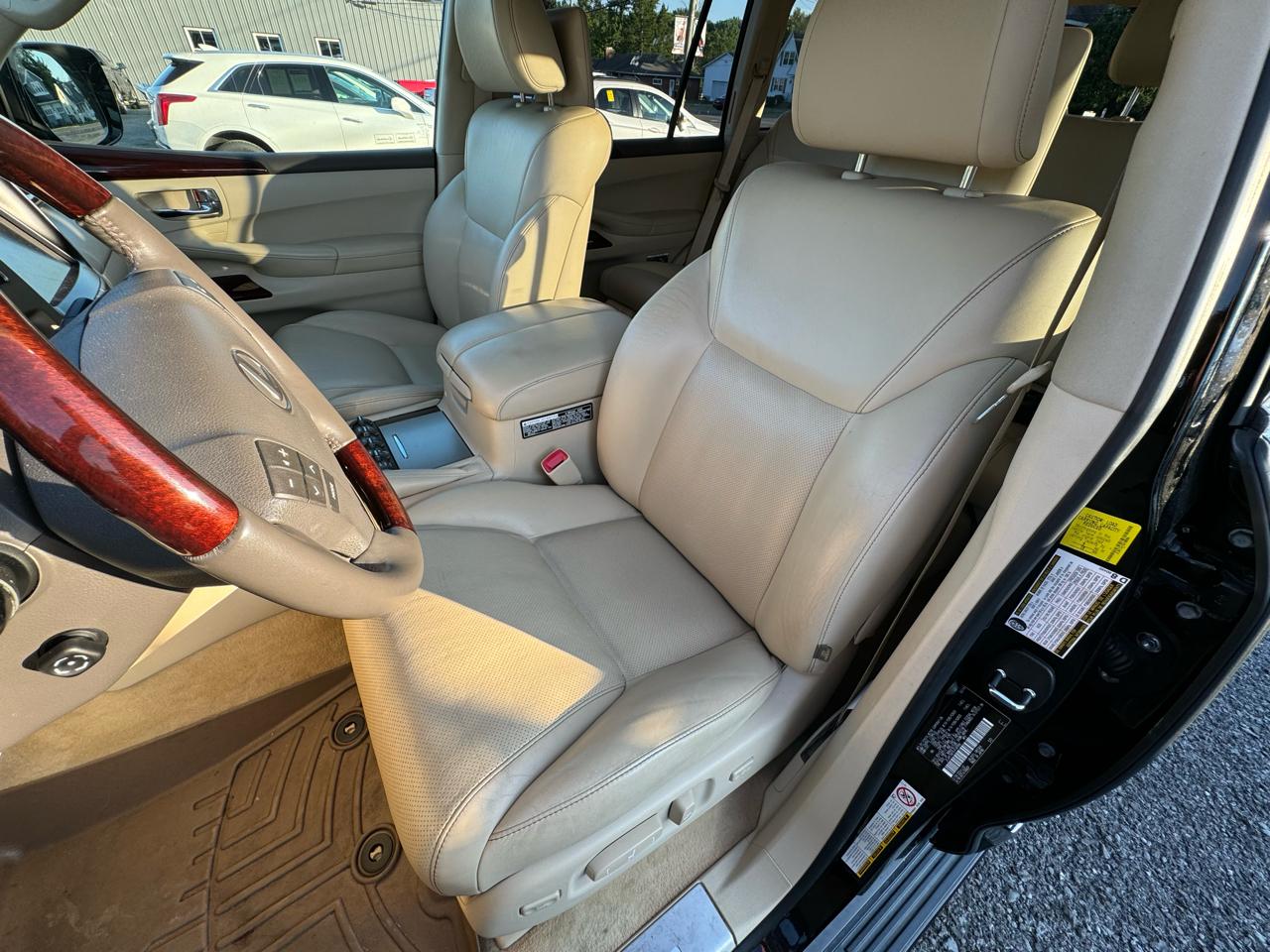 2014 Lexus LX 570 - Photo 68