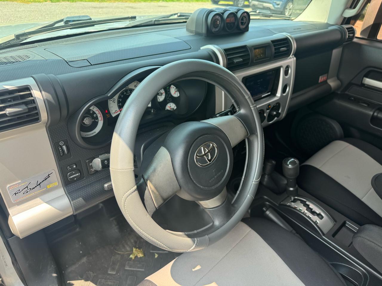 Toyota FJ Cruiser 4WD AT 2008