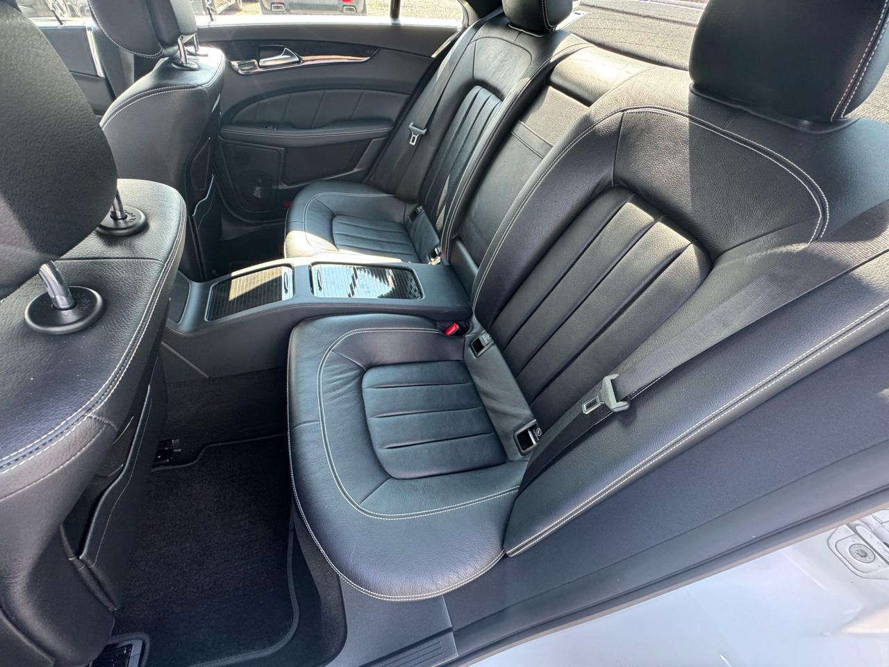 Mercedes-Benz CLS-Class CLS550 2012