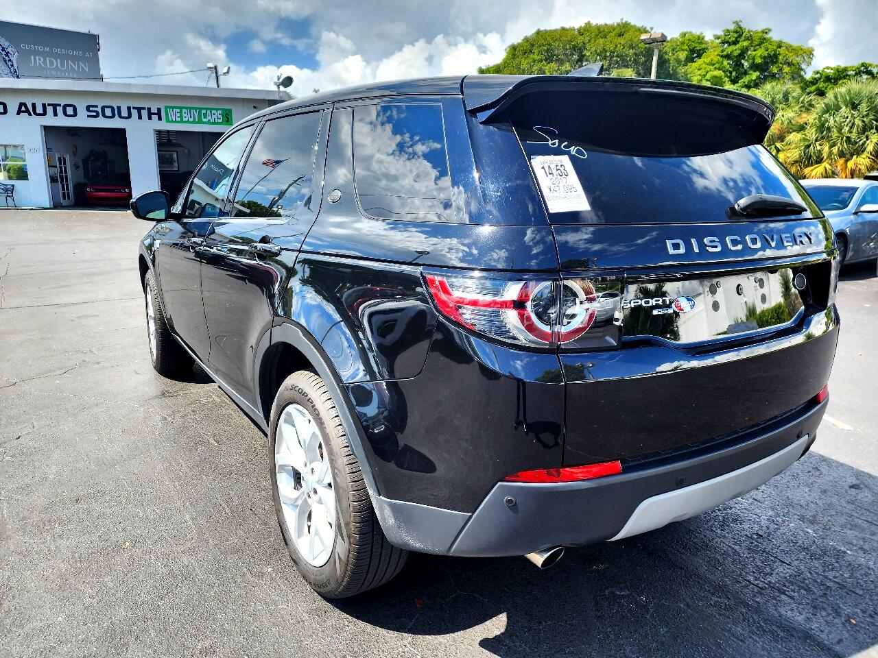 2017 Land Rover Discovery Sport SUV / Crossover - $21,999