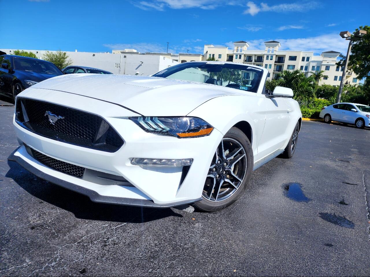 2022 FORD Mustang Convertible - $26,999