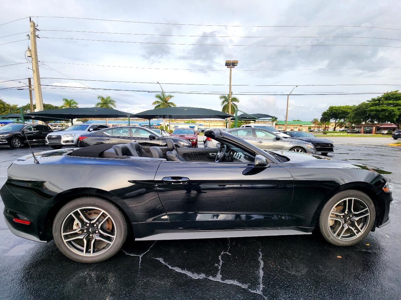 2022 FORD Mustang Convertible - $27,999