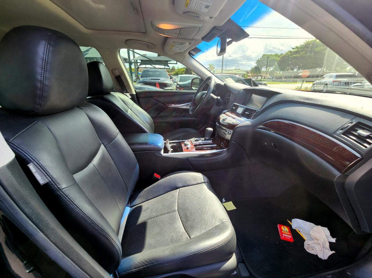 2015 INFINITI Q70 Sedan - $19,999