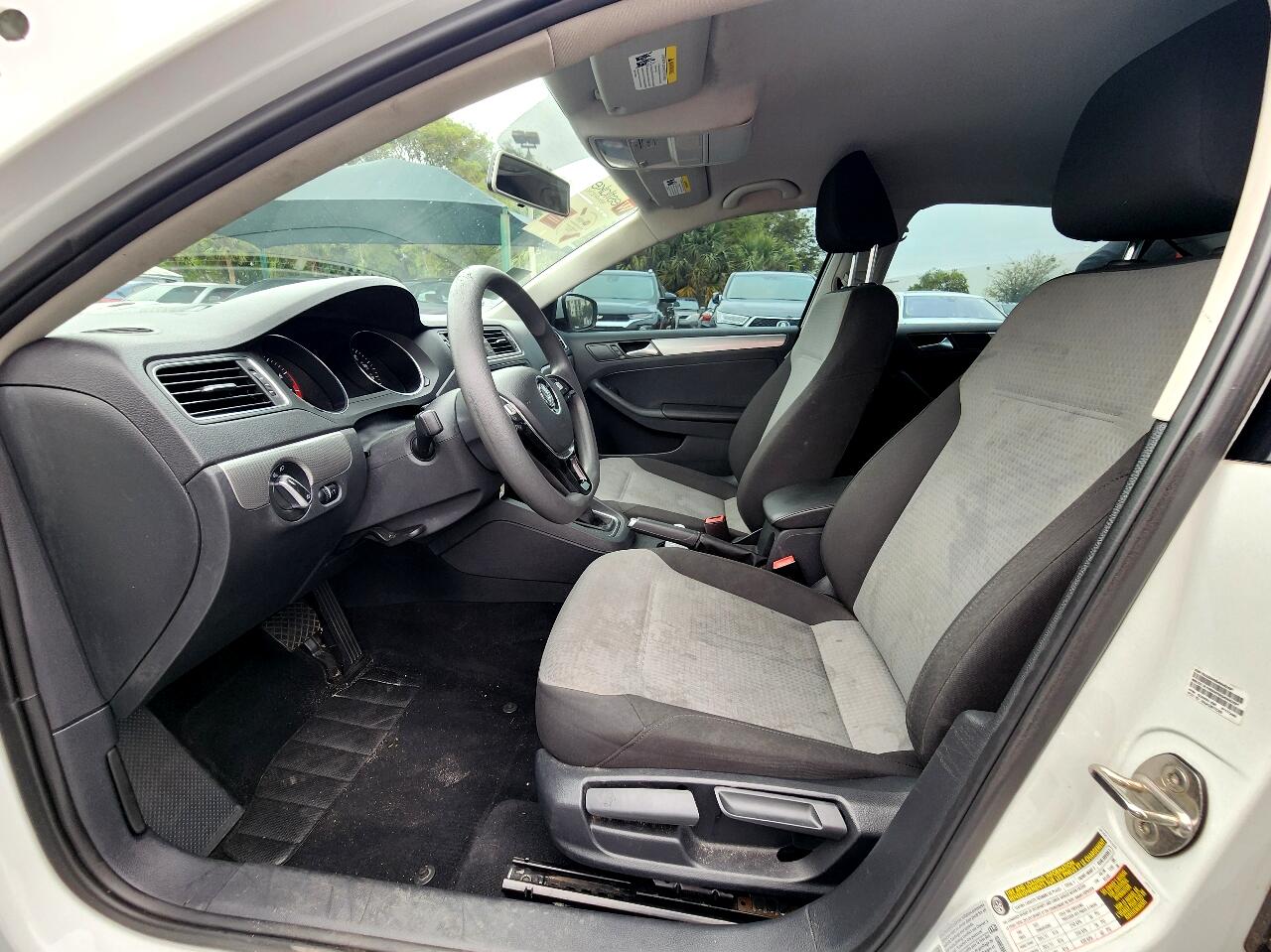 2017 VOLKSWAGEN Jetta Sedan - $12,999
