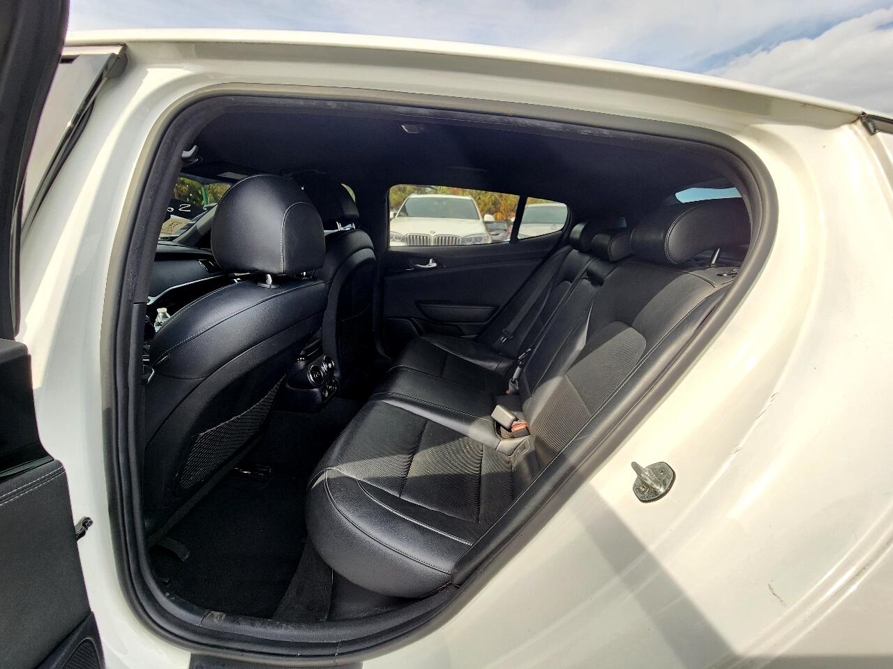 2021 KIA Stinger Hatchback - $23,999