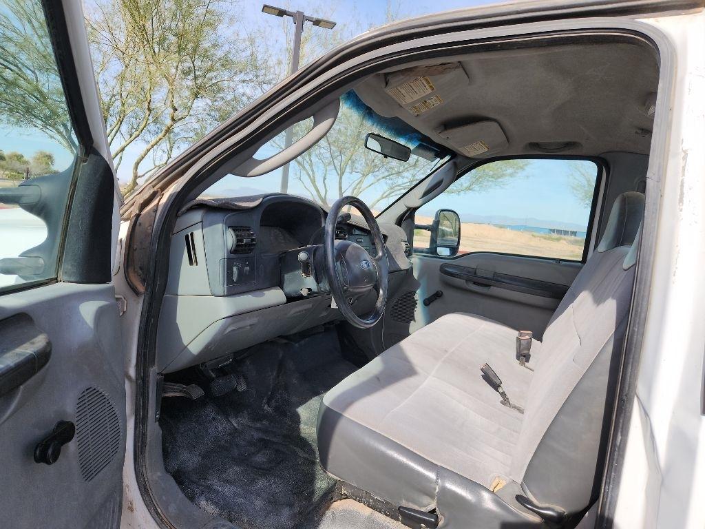 Ford F-450 SD Regular Cab 2WD DRW 2005