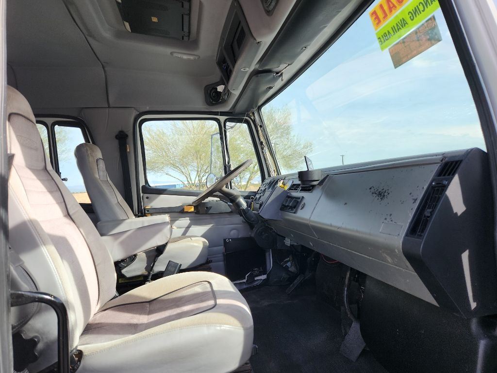 Freightliner FL50 - 2000