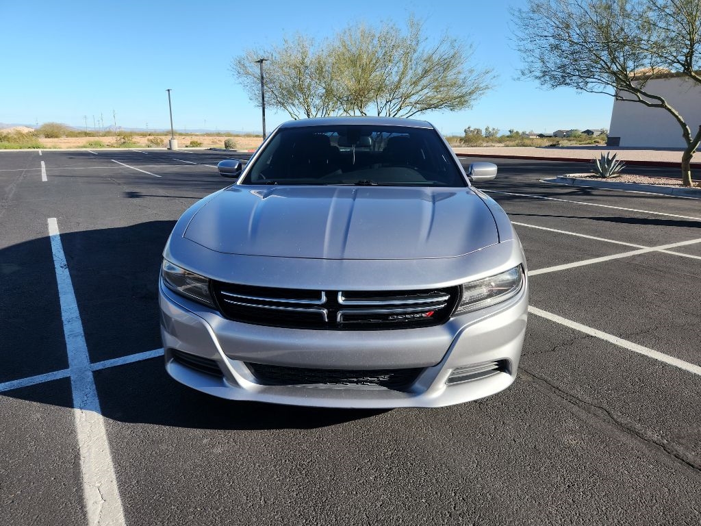 Dodge Charger SE 2017