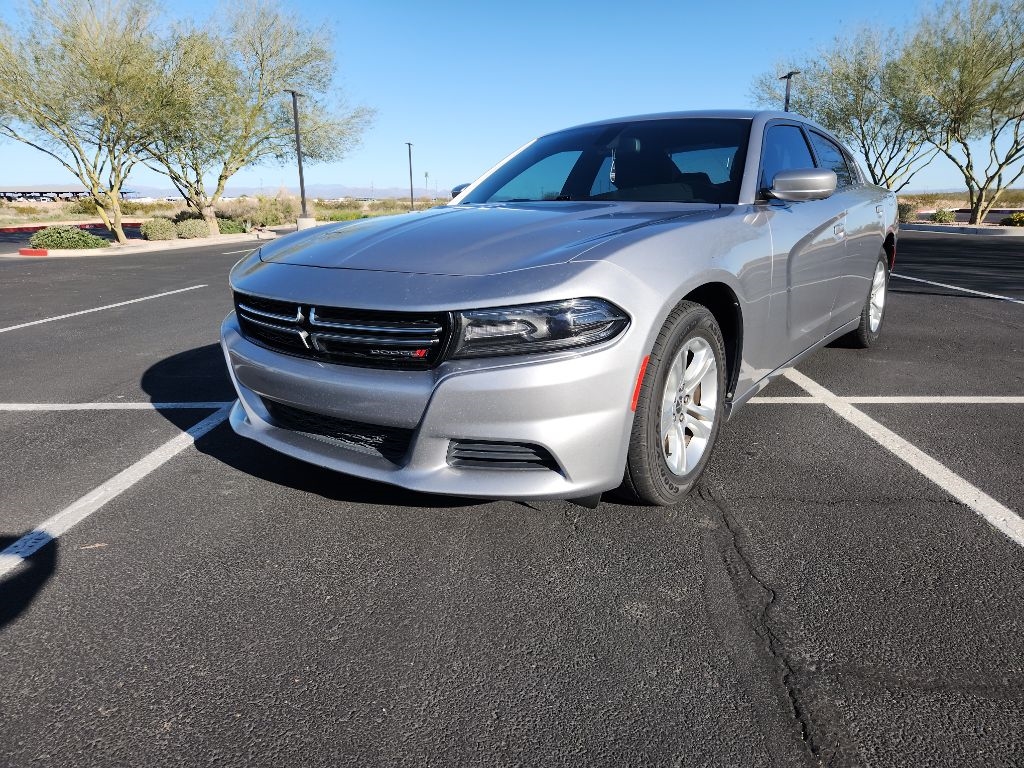 Dodge Charger SE 2017