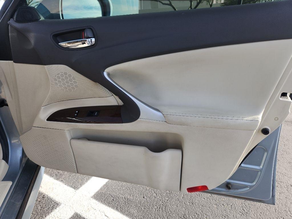 Lexus IS IS 250 6-Speed Sequential 2010