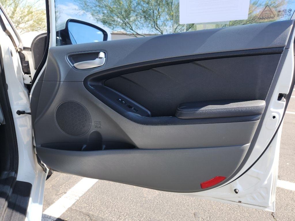 Kia Forte 4dr Sdn Auto EX 2017