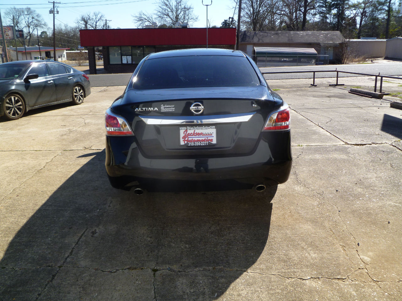 Nissan Altima 4dr Sdn I4 2.5 2015