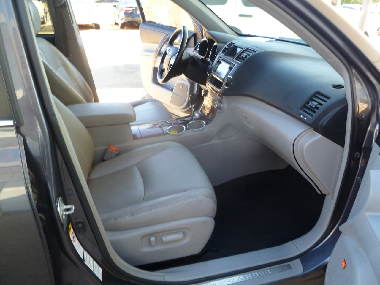 Toyota Highlander 4WD 4dr V6 Limited (Natl) 2013