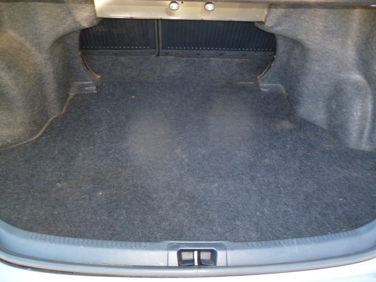 Toyota Camry 4dr Sdn I4 Auto XLE (Natl) 2015