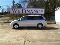 2004 Toyota Sienna 