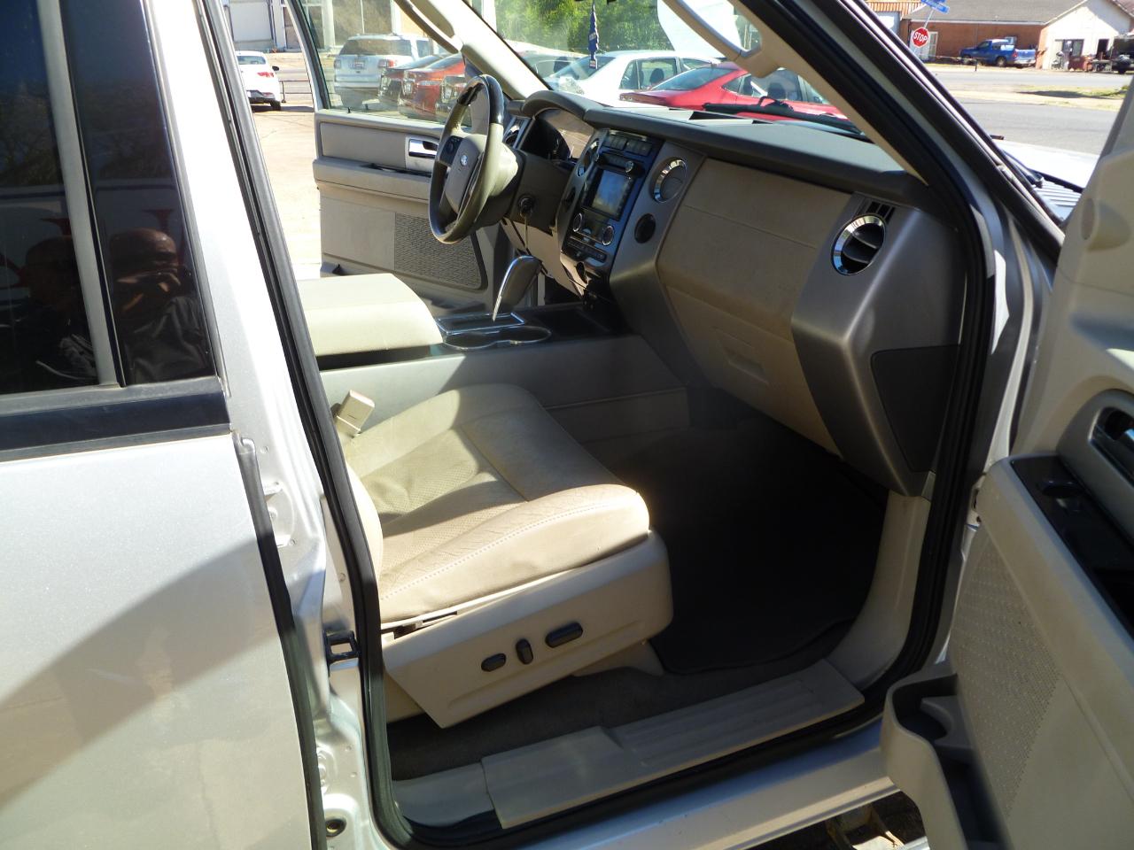 Ford Expedition EL 2WD 4dr Limited 2013