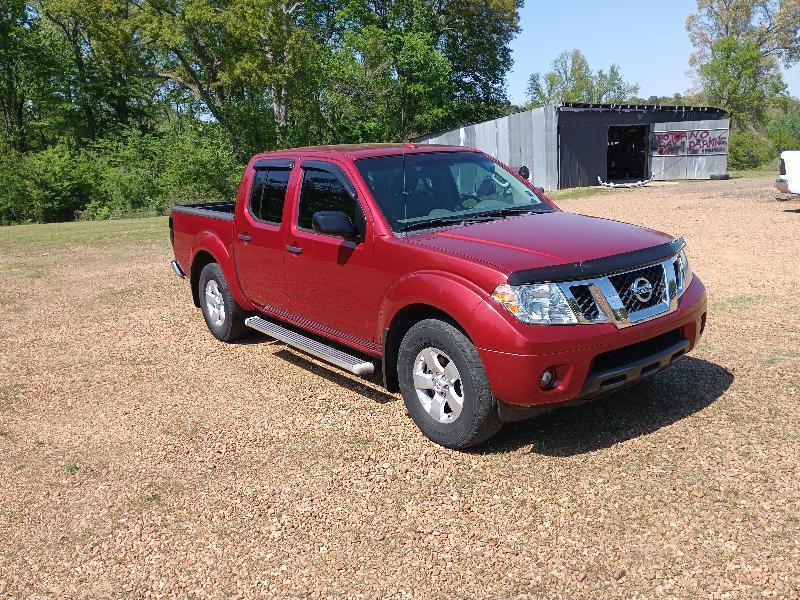 Nissan Frontier S Crew Cab 2WD 2013