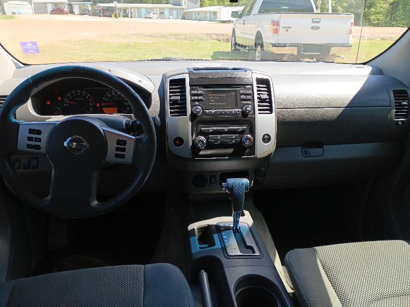Nissan Frontier S Crew Cab 2WD 2013