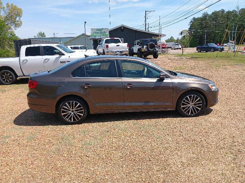 Volkswagen Jetta SEL PZEV 2012