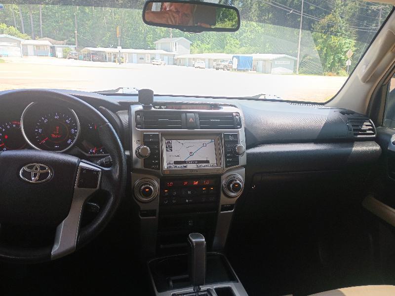 Toyota 4Runner SR5 2WD 2013