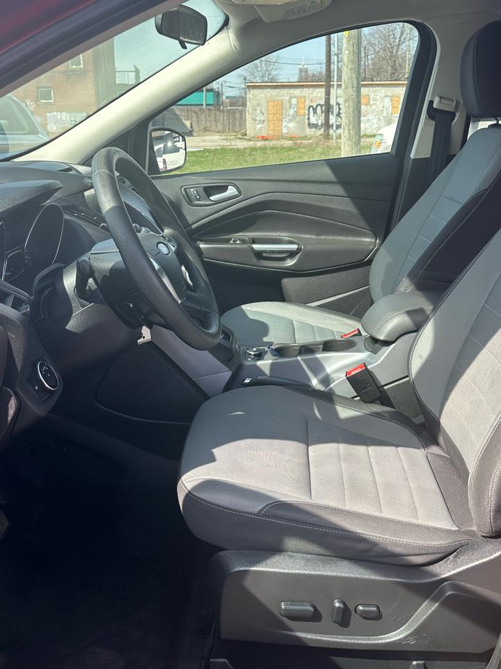 Ford Escape  2016