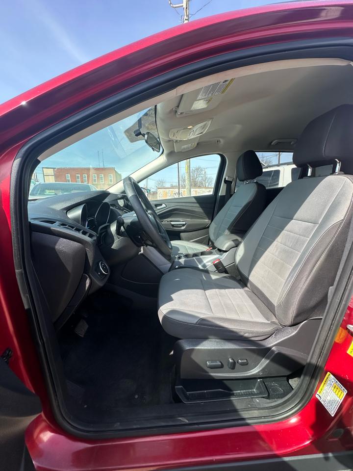 Ford Escape  2016