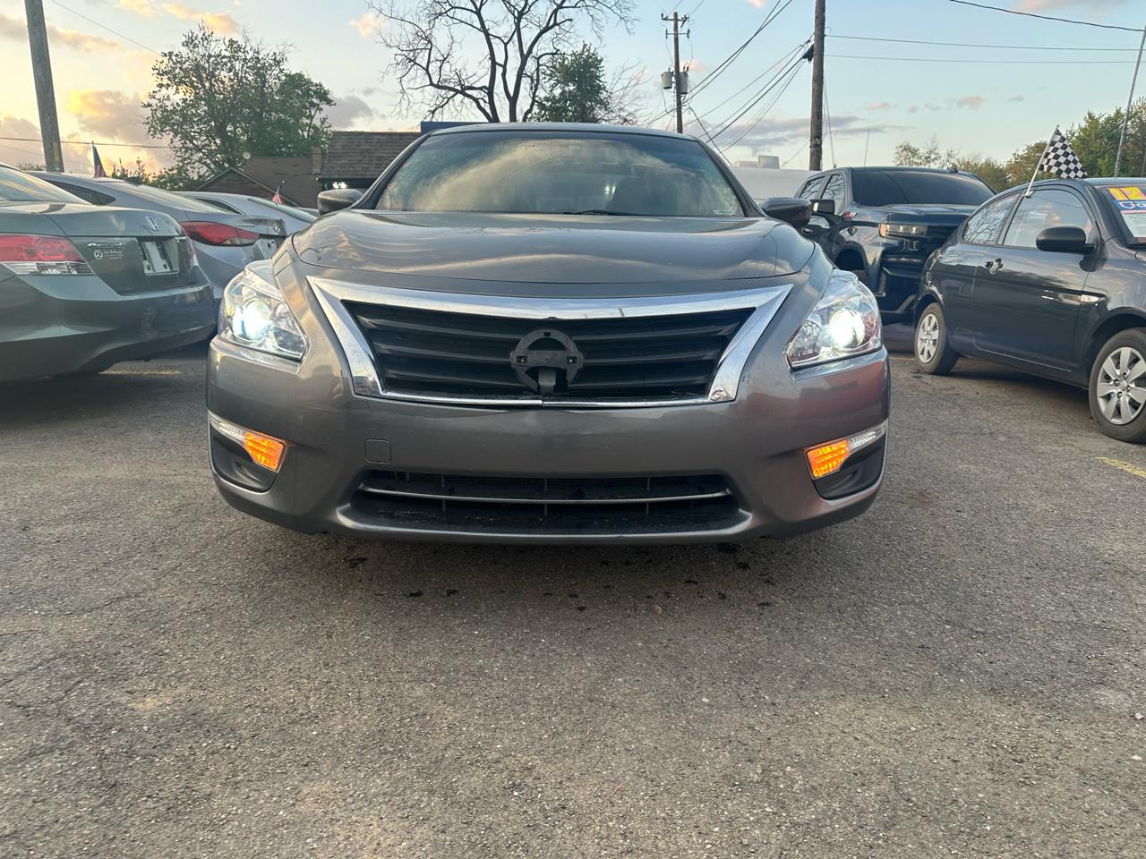 Nissan Altima  2014