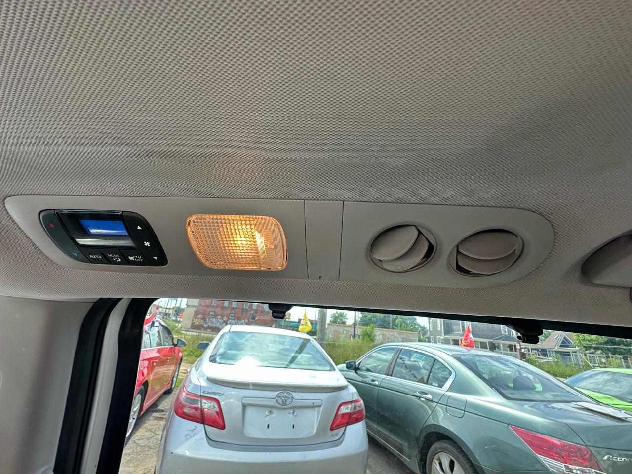 Honda Odyssey  2012