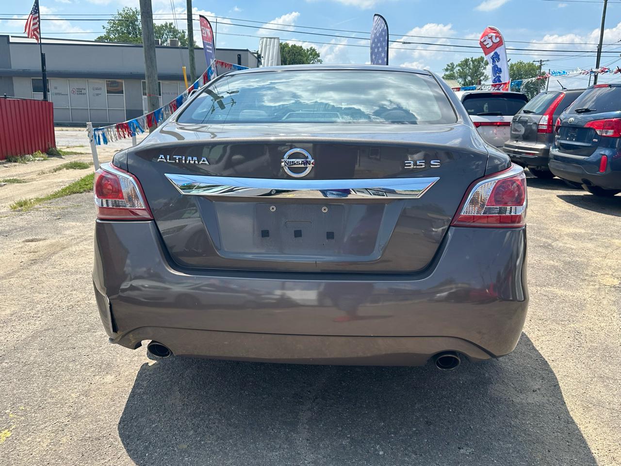 Nissan Altima  2013
