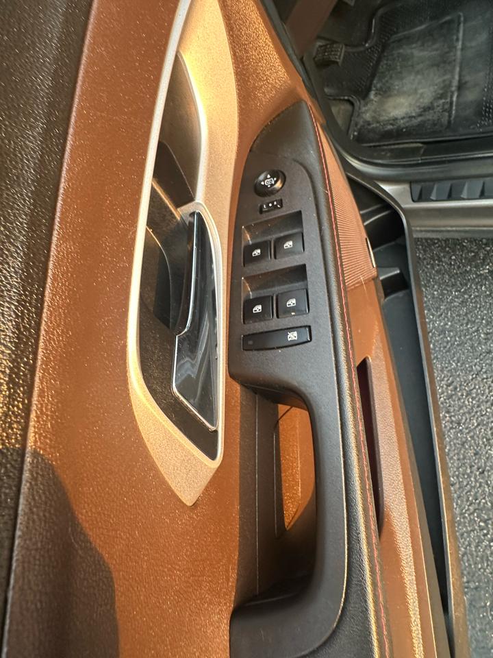 Chevrolet Equinox  2010