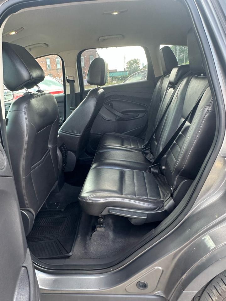Ford Escape  2014