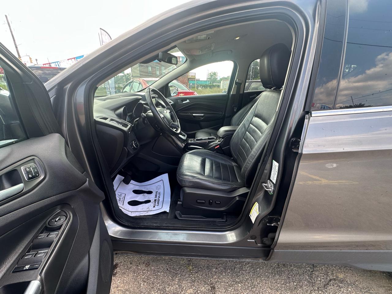 Ford Escape  2014