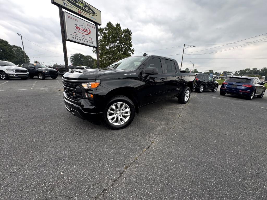Chevrolet Silverado 1500 Custom Crew Cab 2WD 2024 Chevrolet Silverado 1500 Custom Crew Cab 2WD 2024