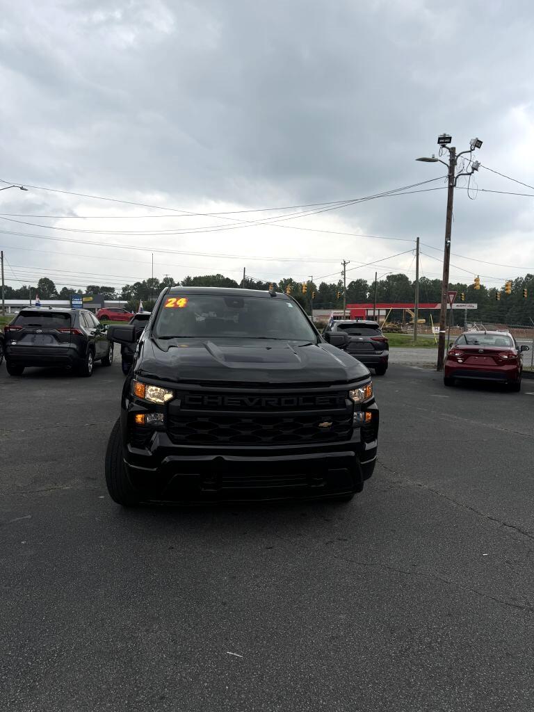 Chevrolet Silverado 1500 Custom Crew Cab 2WD 2024 Chevrolet Silverado 1500 Custom Crew Cab 2WD 2024